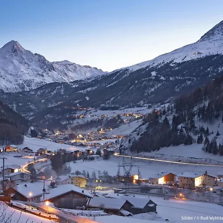 Beim Holzschnitzer-1 By Interhome ゼルデン