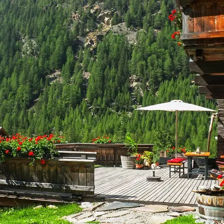 Beim Holzschnitzer-1 By Interhome * Зёльден